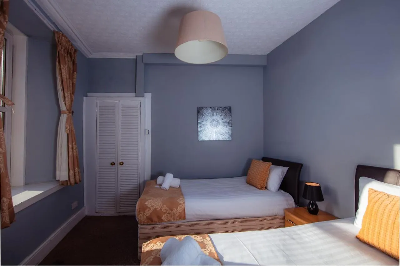 Old Town Apartments By The Castle 0*, Edinburgh